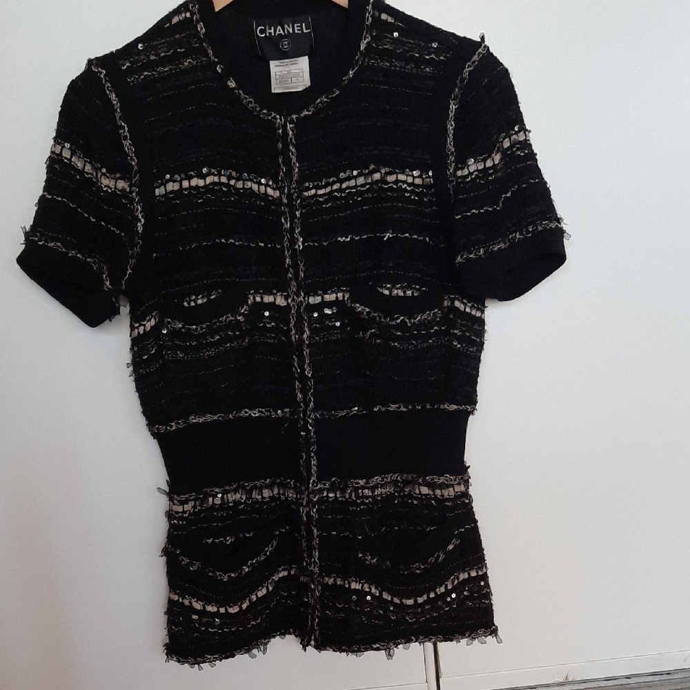 CHANEL Black and Cream Tweed Blazer